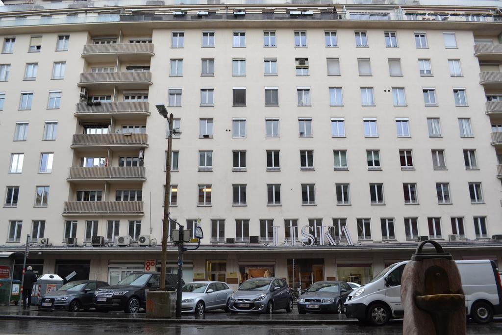 Goldfisch Apartment Hoher Markt ウィーン 部屋 写真